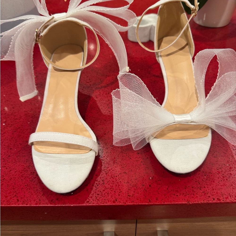 Bride Women’s White Bow Ankle-Strap Sandals